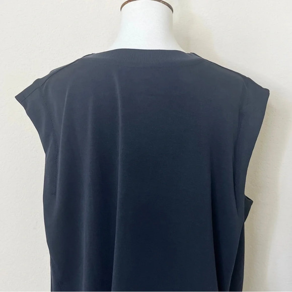 Athleta Seasoft Tank Top in Black‎ - Picture 9 of 15